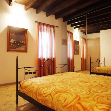 Апартаменты Gorgeous 1 Double Bedroom