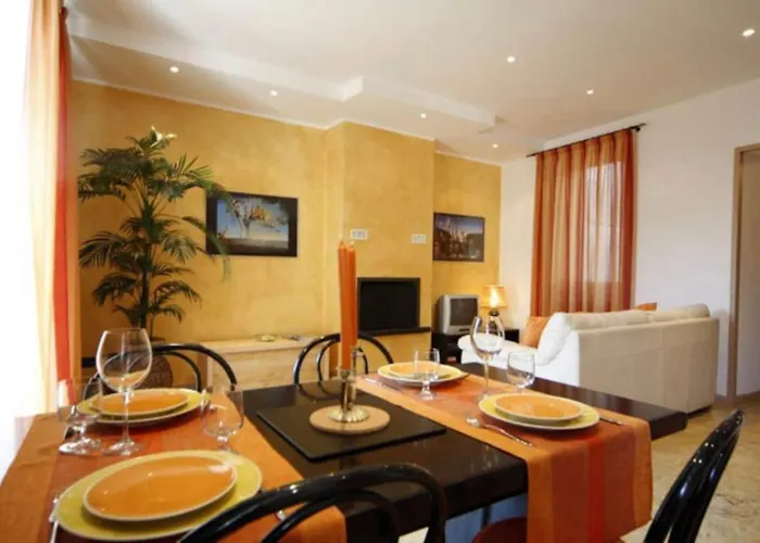 Gorgeous 1 Double Bedroom * Белладжо