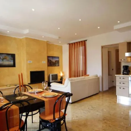 Gorgeous 1 Double Bedroom