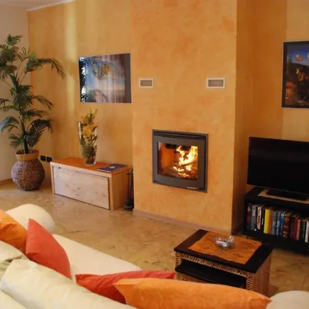 Gorgeous 1 Double Bedroom Appartamento *