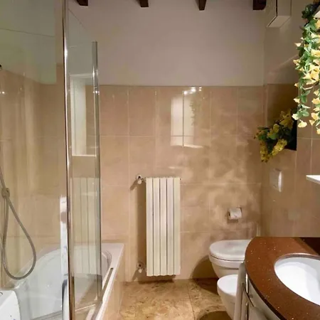 Gorgeous 1 Double Bedroom * ベッラージョ